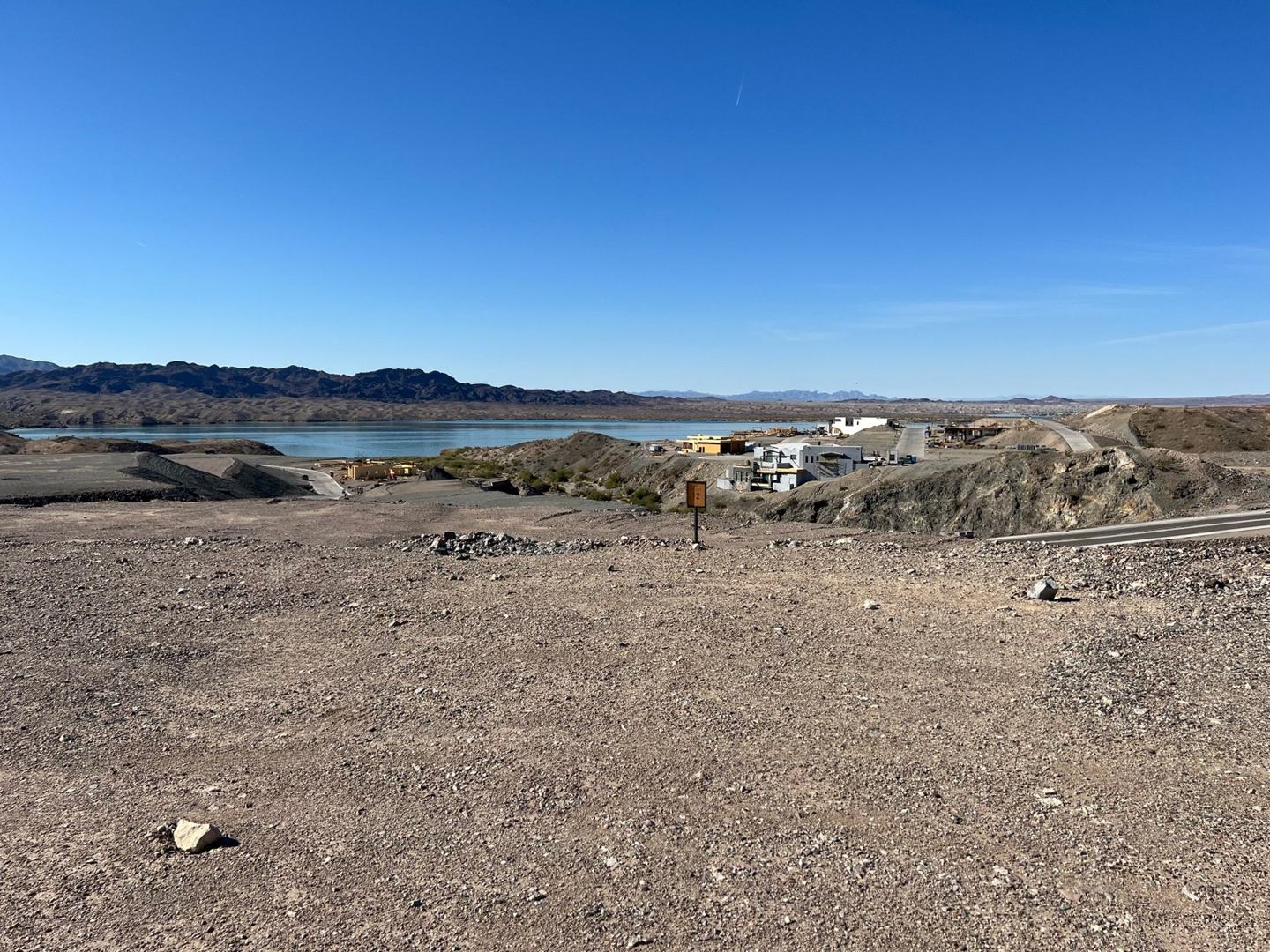 The Ridge overlooking Lake Havasu with homes under construction below
