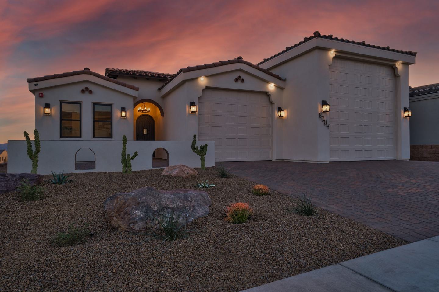 A custom Janecek home at sunset in the Villas at the Foothills
