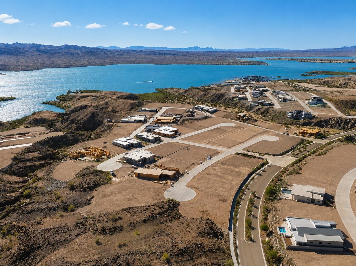Aerial of Wren Cove homesites above Lake Havasu